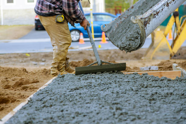 Best Concrete Contractor Near Me  in Mi Wuk Village, CA